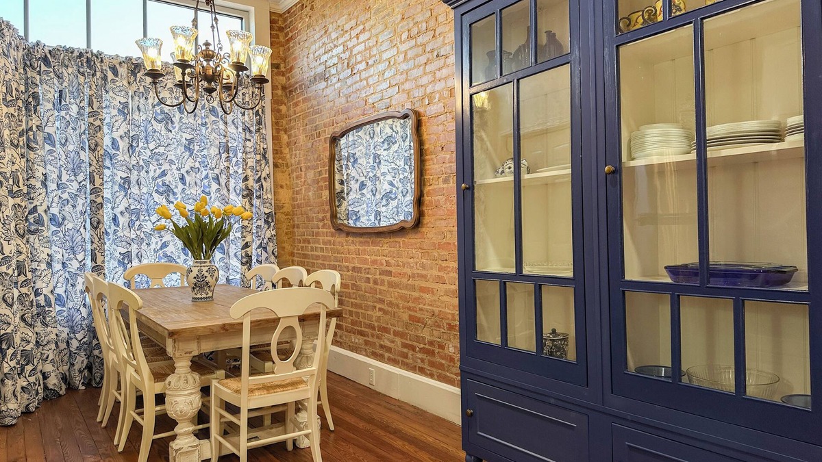 Troy Apartment | Charming 2 BR/2 bath in Historic District - Rent 1 Suite or Both/8-16 people!