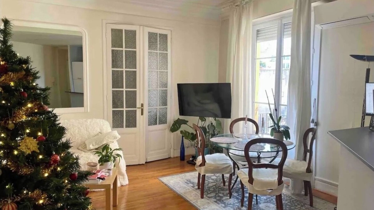 Les Baumettes Apartment | Charming 2-room apartment near beach and town center