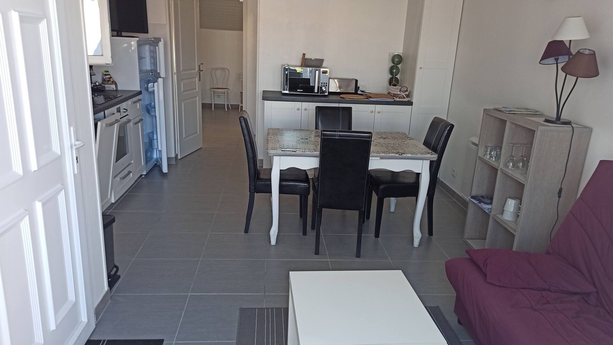 Biscarrosse Plage Apartment | Charming 2-star apartment 200 m from the beach and shops