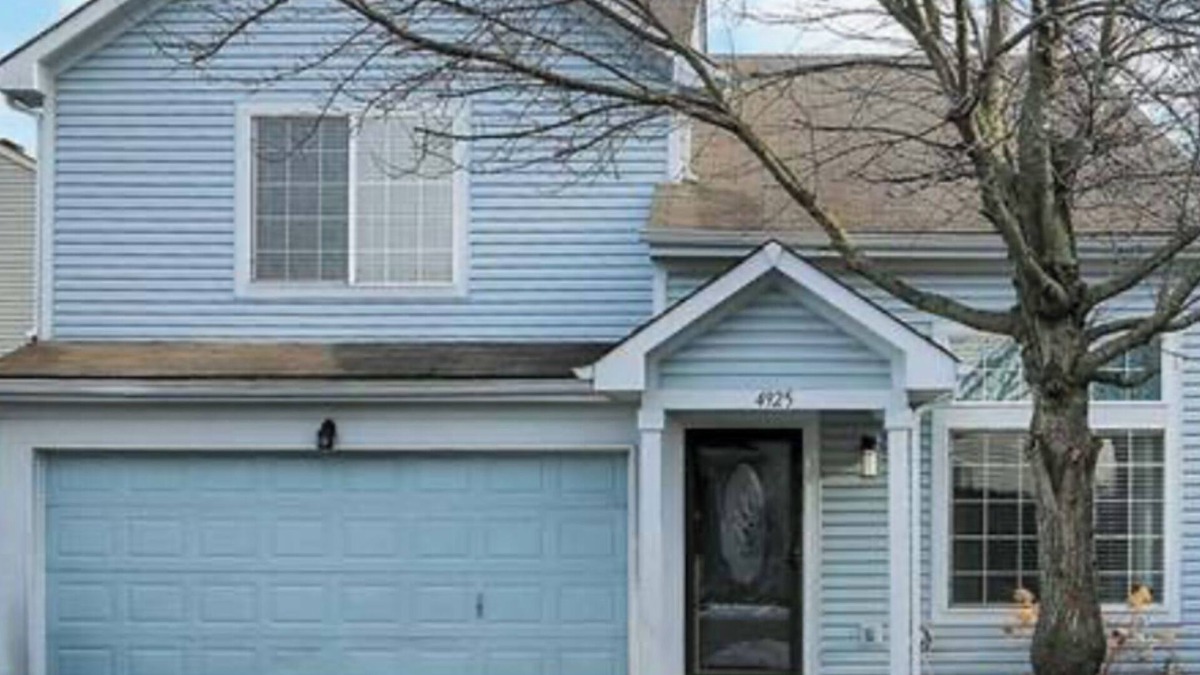 Pike House | Charming 2bedroom house with WiFi, AC in peaceful Indianapolis. Quiet cul-de-sac