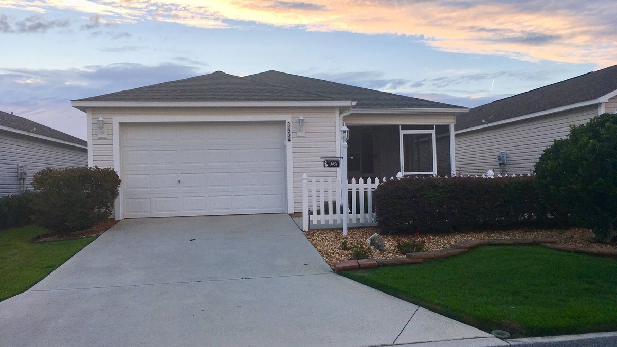 Fernandina Villa | Charming 2bedroom villa with WiFi and AC in The VillagesnFree courtesy golf cart