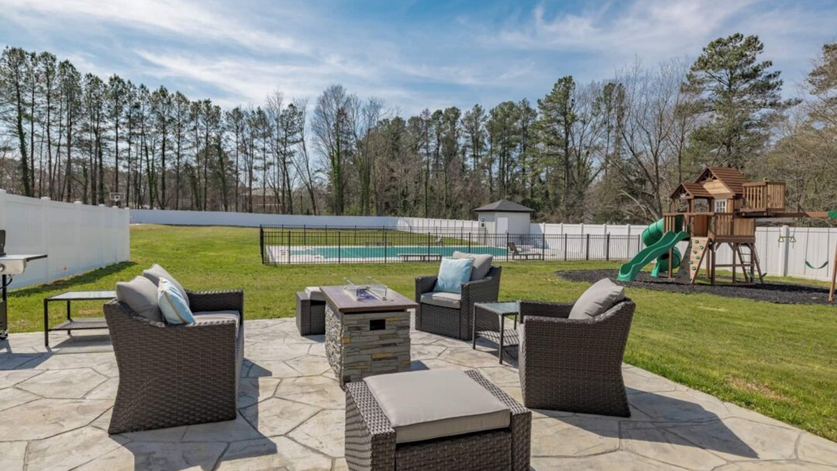 Littleton House | Charming 2BR, Pool, Pickleball/Basketball Court, Large Backyard