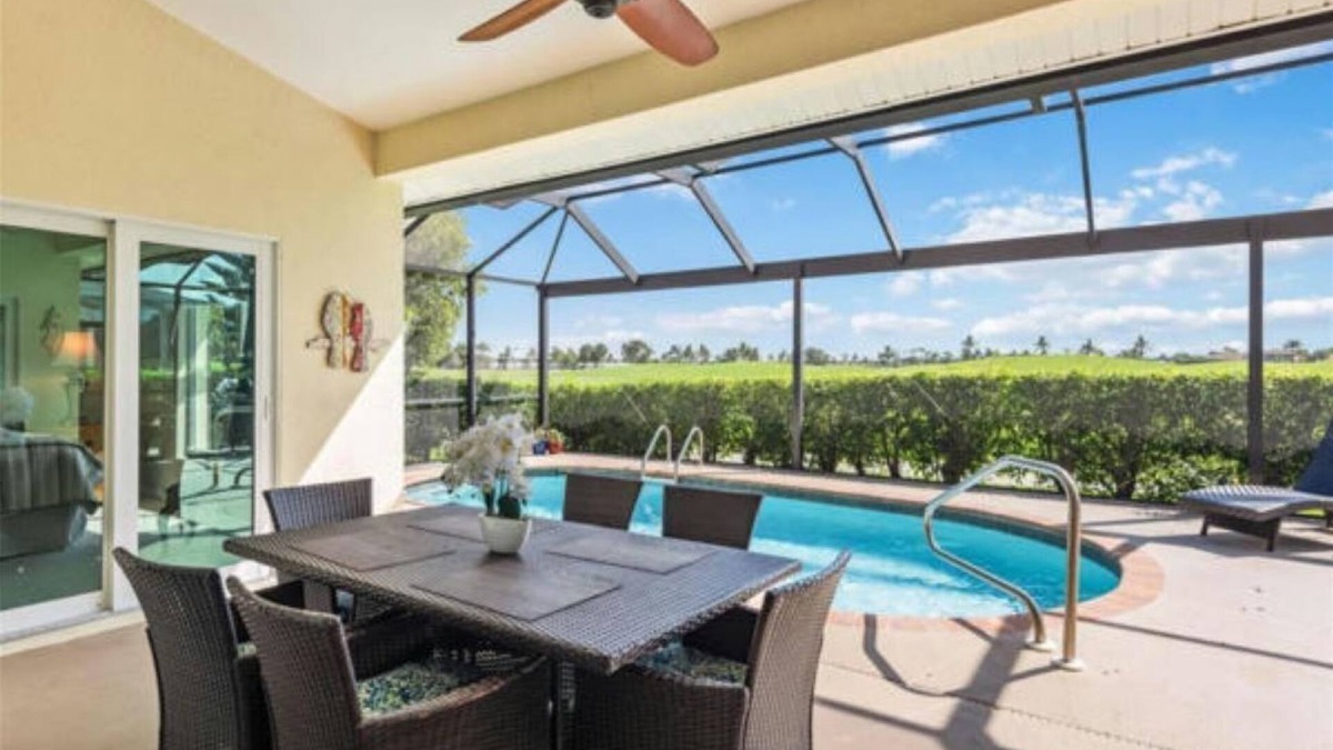 Falcons Glen House | Charming 3-bdrm golf villa with private pool in Falcons Glen, Lely Resort Naples