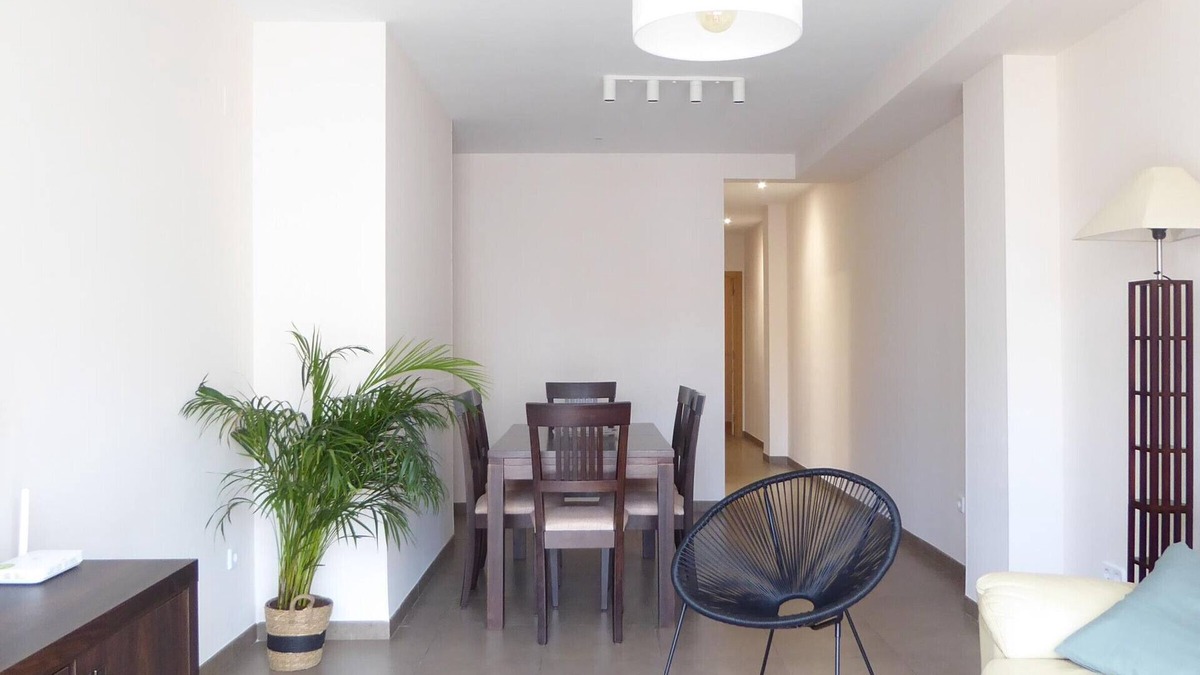 Port de Sagunt Apartment | Charming 3-Bedroom Apartment with WIFI, Near Puerto Beach, Valencia
