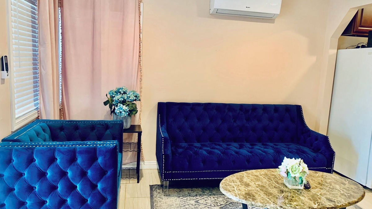 Bassett House | Charming 3-bedroom house with AC in Avocado Heights