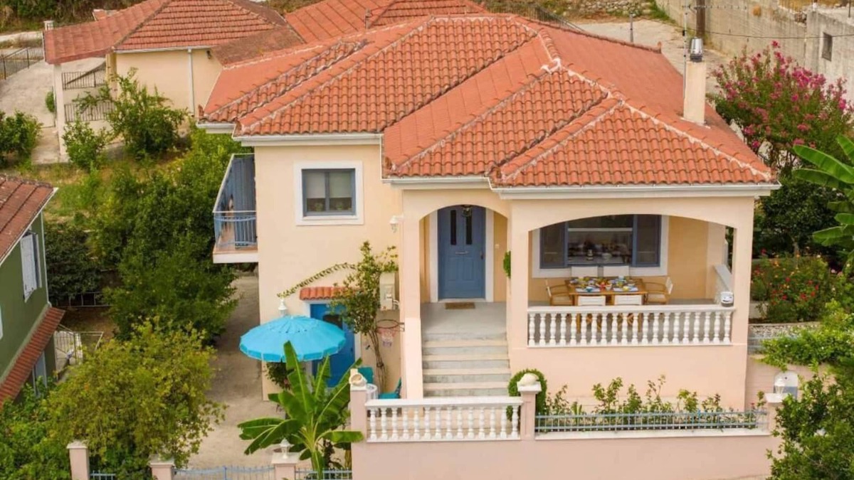 Eleios-Pronnoi House | Charming 3-bedroom country house with AC, WiFi in beautiful Kefallonia