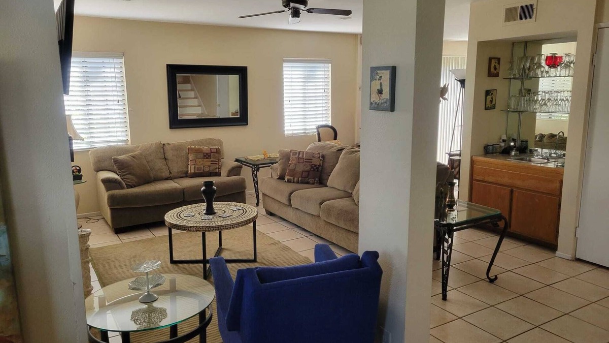 Lamanda Park House | Charming 3-bedroom Condo w/Patio - Cal Tech Area