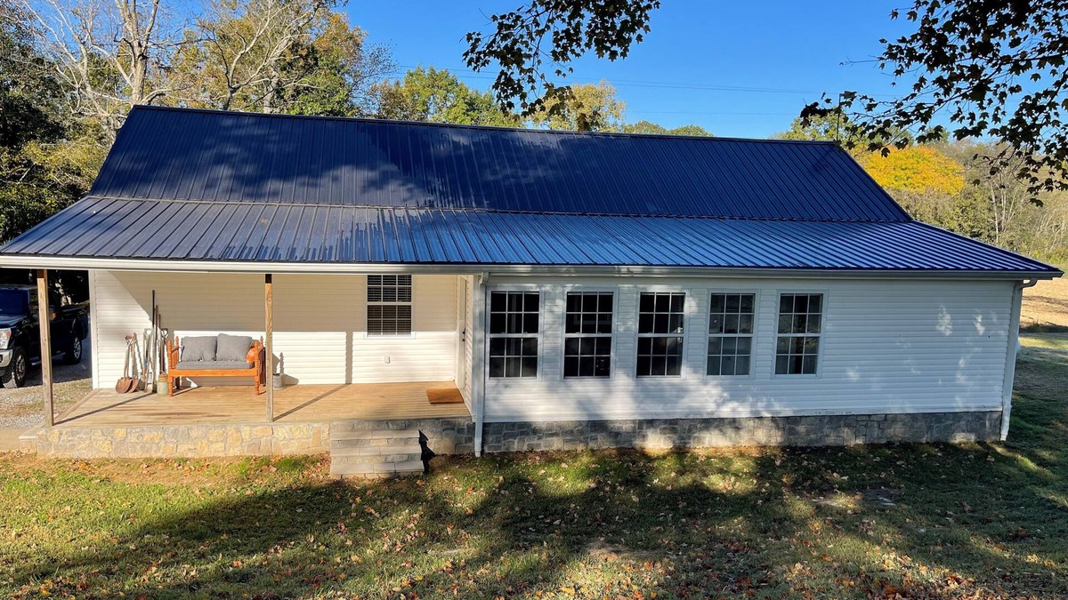 Charlotte Other | Charming 3-bedroom farmhouse in historic Charlotte, TN