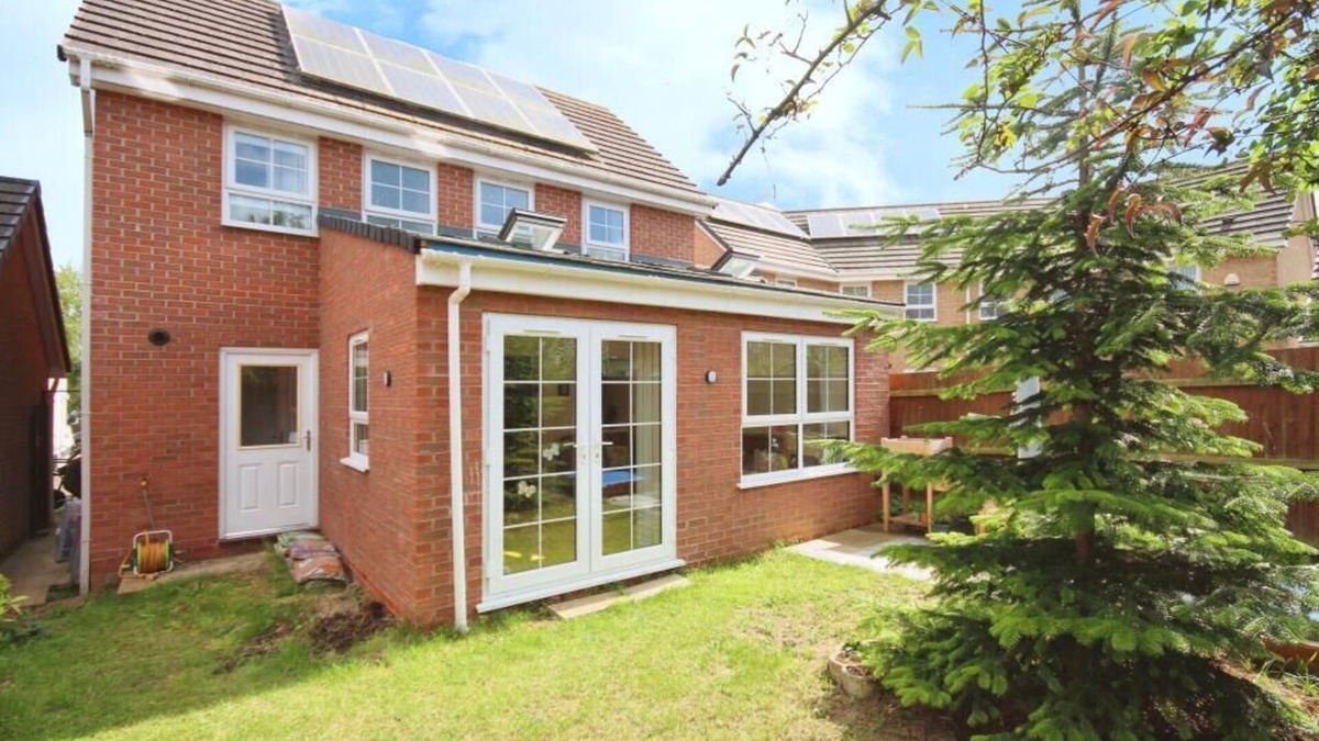 Wyken House | Charming 3-bedroom house in lovely Coventry with WiFi