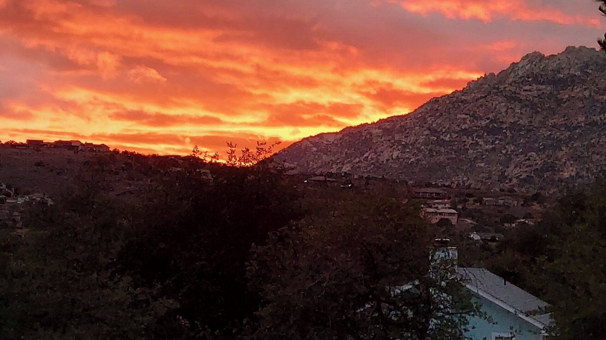 Williamson House | Charming 3-bedroom house with WiFi, AC, in pleasant Williamson Valley, Prescott