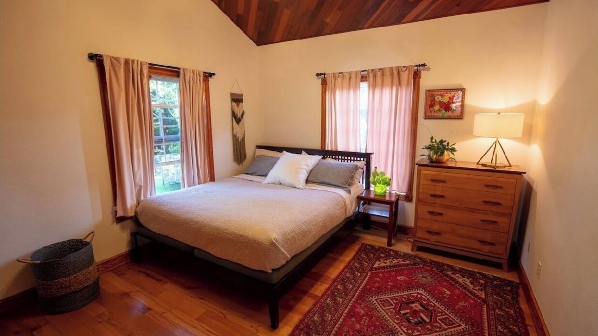Trinidad House | Charming 3-bedroom house in Trinidad nestled in the Redwoods