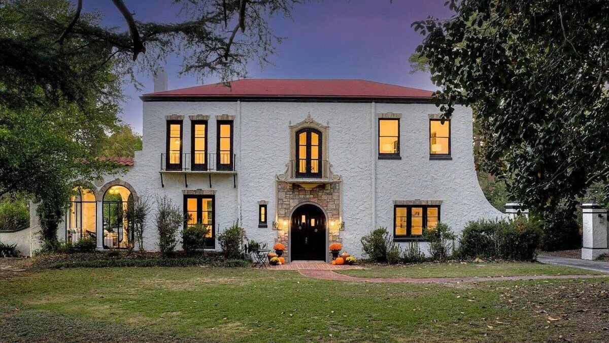 Forest Hills House | Charming 3-bedroom house 1.5 miles from Augusta National