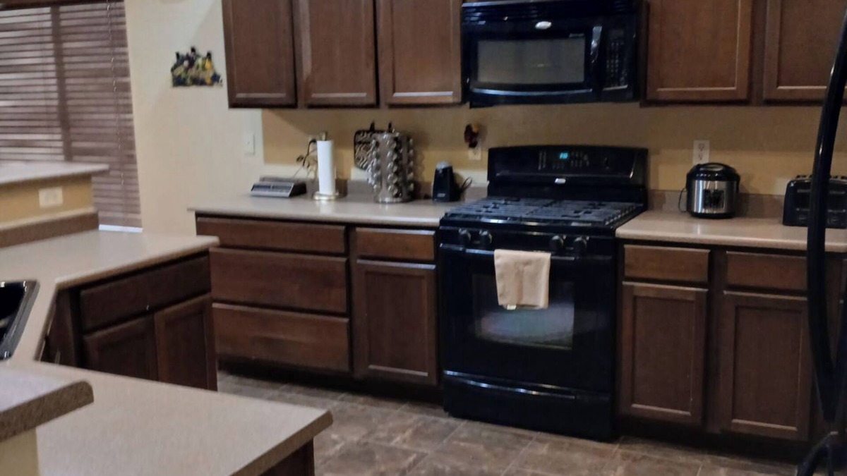Buckeye House | Charming 3-bedroom house with WiFi and AC in lovely Buckeye