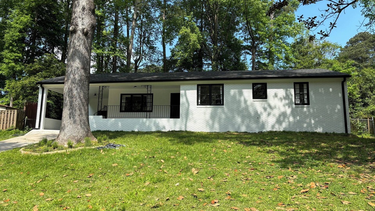 Clairmont Heights House | Charming 3-bedroom house with AC, WiFi in welcoming Decatur