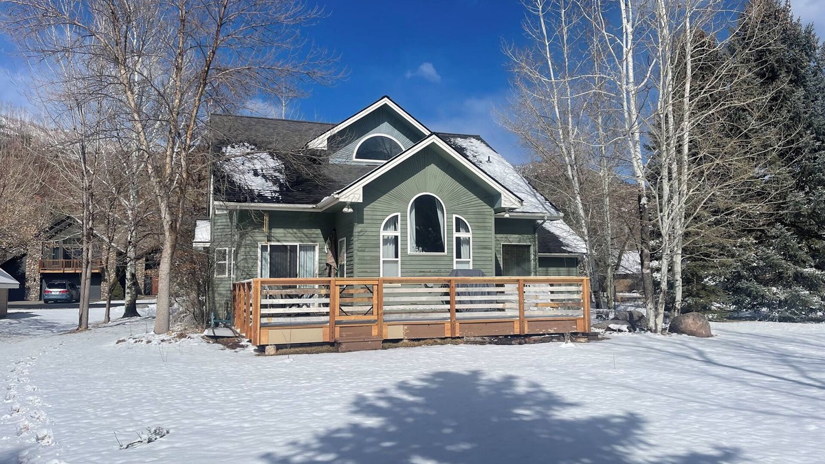 Dalton Ranch House | Charming 3-bedroom house in marvelous Dalton Ranch, Durango