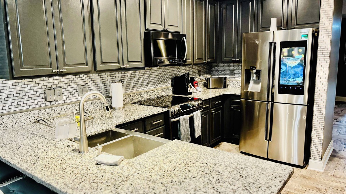 Triana House | Charming 3-bedroom house with WiFi, AC in delightful Madison