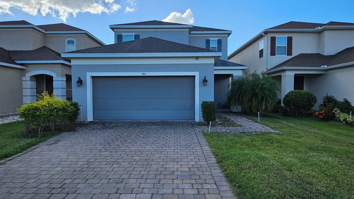 Sanford House | Charming 3-bedroom house in lovely Sanford with AC, WiFi, Near downtown.