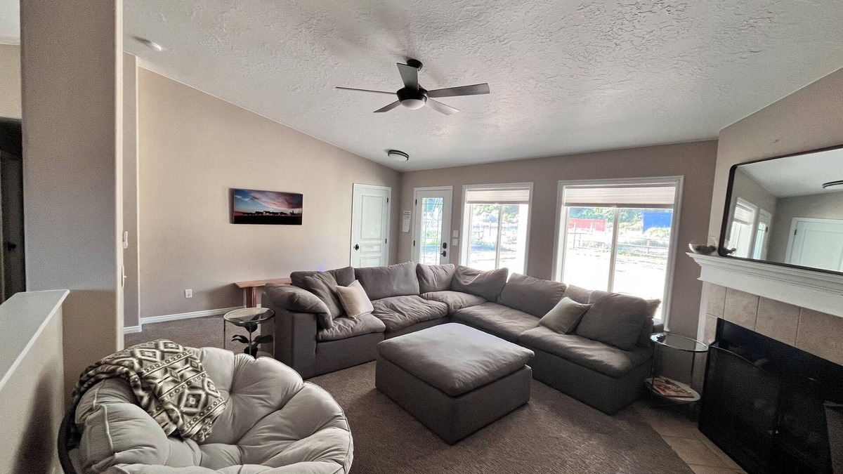 Beaver House | Charming 3-bedroom house In Beaver Ut.