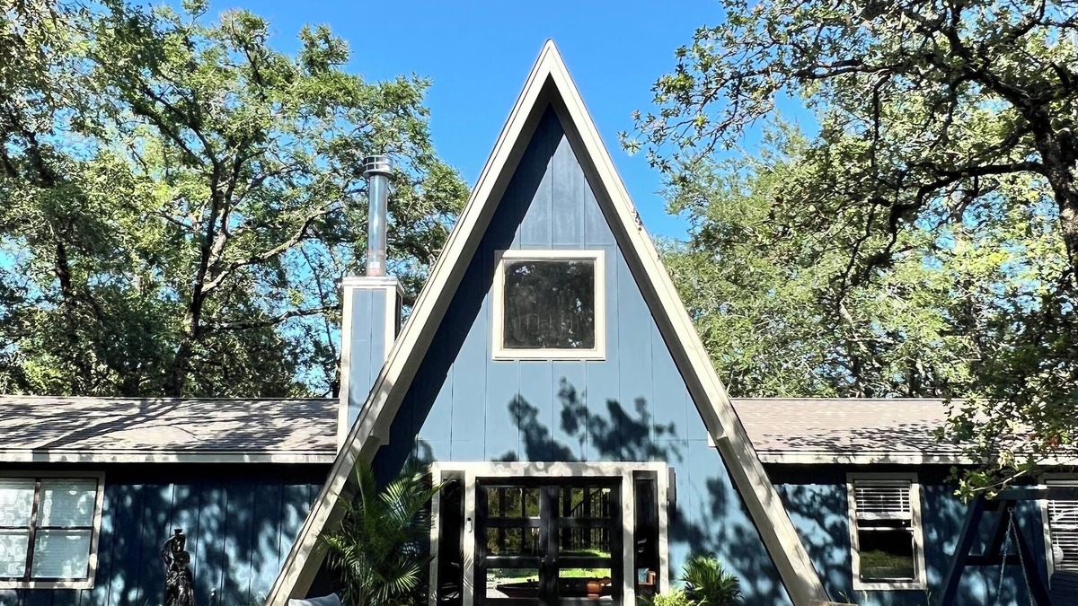 College Station House | Charming 3-bedroom house with AC and WiFi in brilliant Bryan