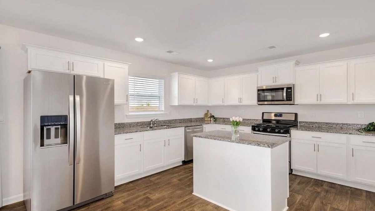 Greer House | Charming 3-bedroom house , 12 minutes away from Greenville airport