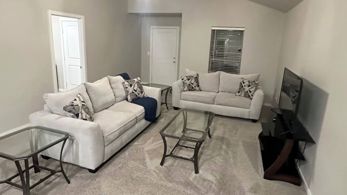 Odessa House | Charming 3-bedroom house in delightful Odessa with AC
