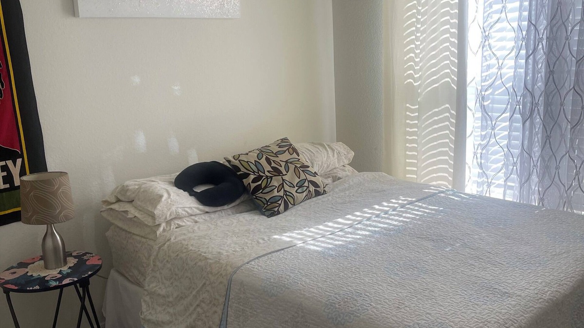 Rosston House | Charming 3-bedroom house with WiFi, AC in pleasant Ponder