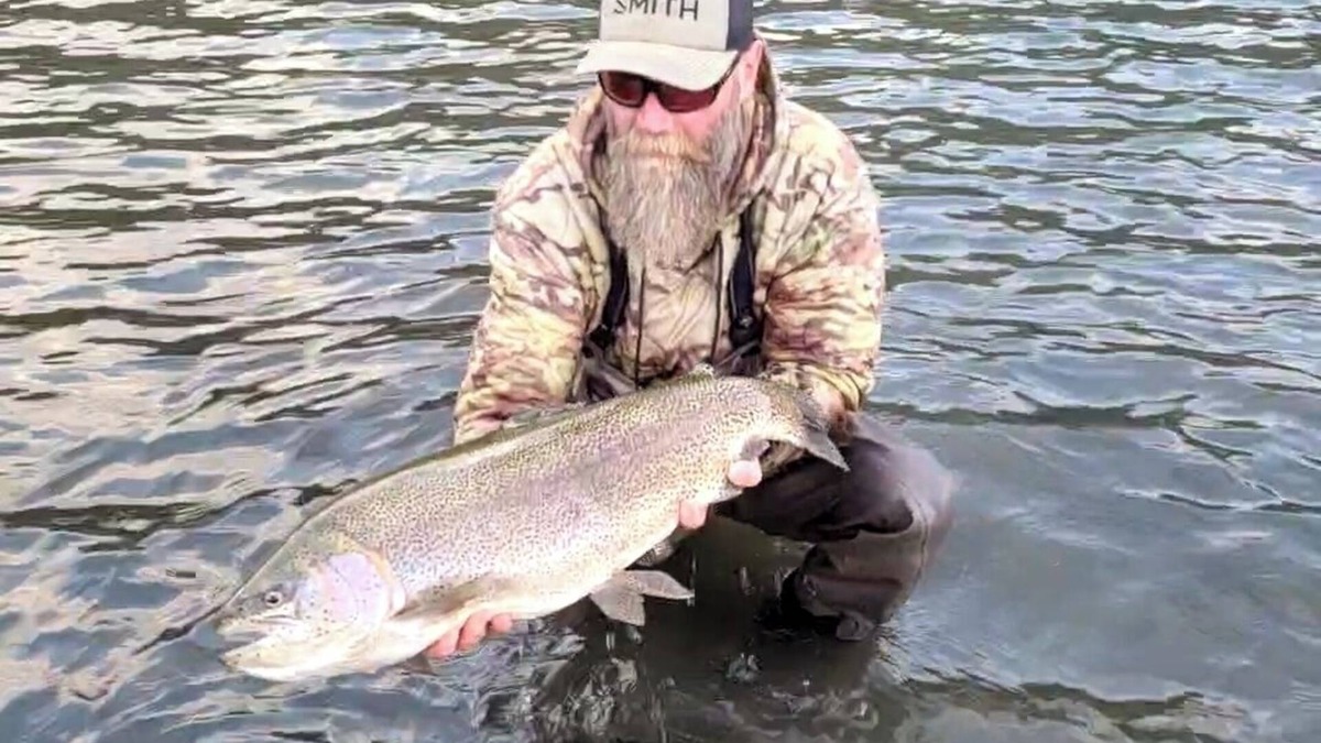 Ashton Cabin | Charming 3-bedroom riverside cabin close to Grand Teton and Yellowstone