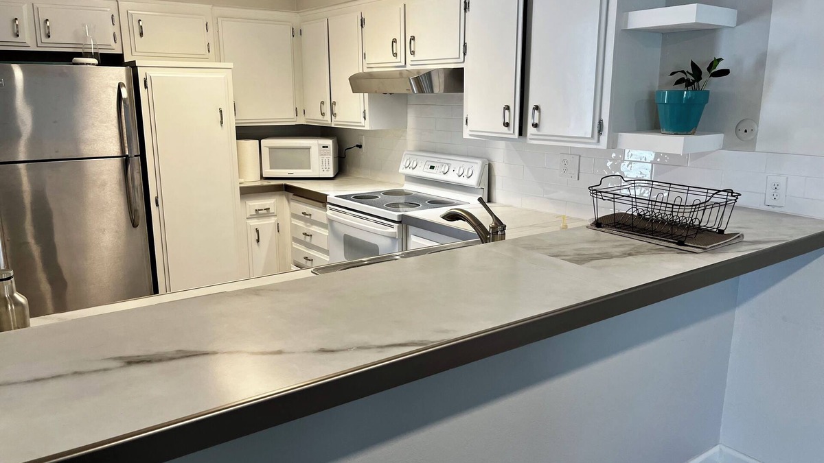 Bakersfield House | Charming 3-bedroom townhome