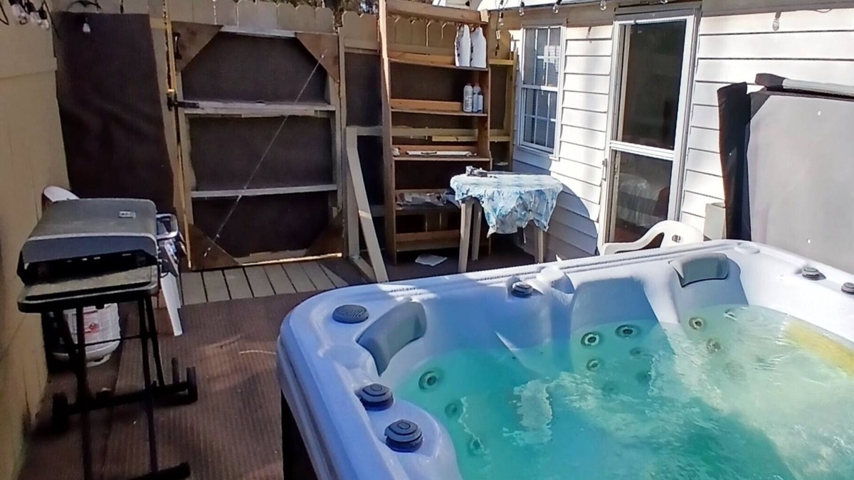 Kannapolis House | Charming 3-bedroom house with hot tub and sauna all private