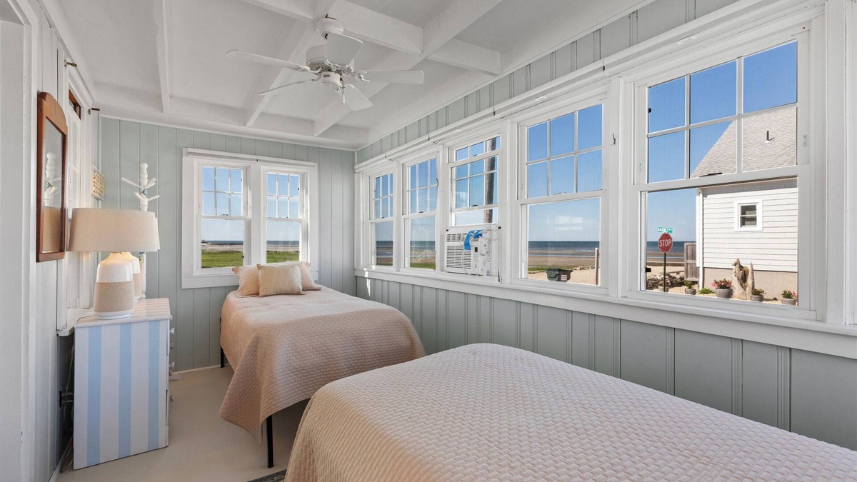 Middlesex County Cottage | Charming 3-bedroom cottage in Old Saybrook with WiFi and AC