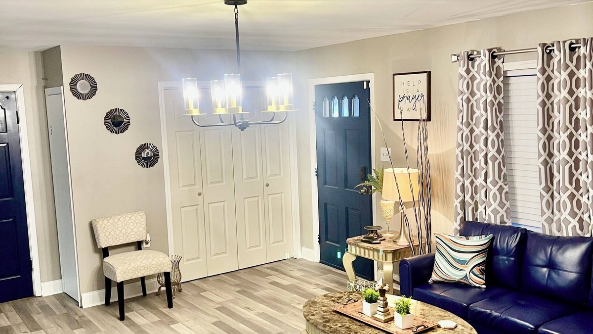 Point Clair House | Charming 3-Bedroom Home in White Castle, LA — Perfect for Plant Workers!