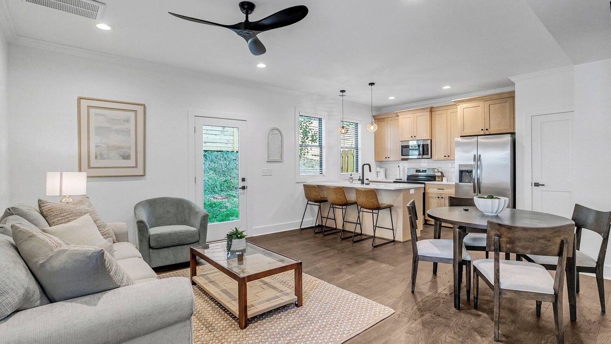 Dunean House | Charming 3-BR townhome < 1 Mile from Fluor Field: Garage, E-Bike Rental, 2KingB