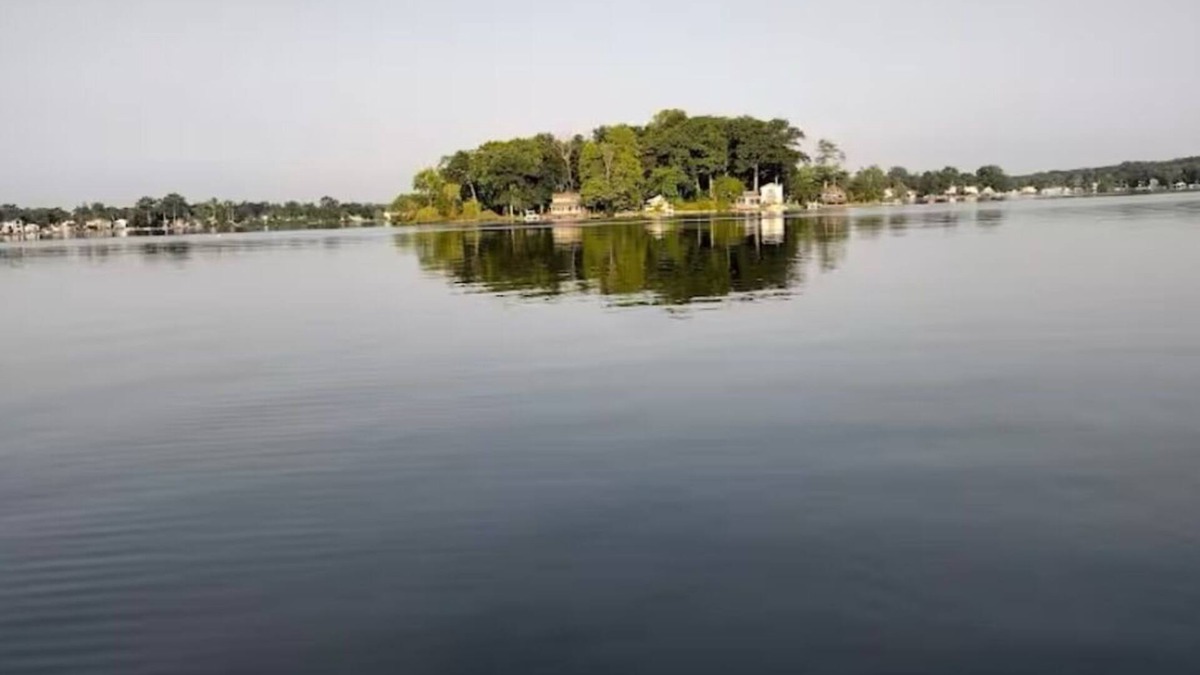 White Lake House | Charming 3-bedroom house in peaceful White Lake Township on Pontiac Lake