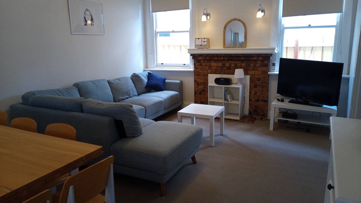 Moonee Ponds House | Charming 3BR Garden Home! Walk to Puckle Street