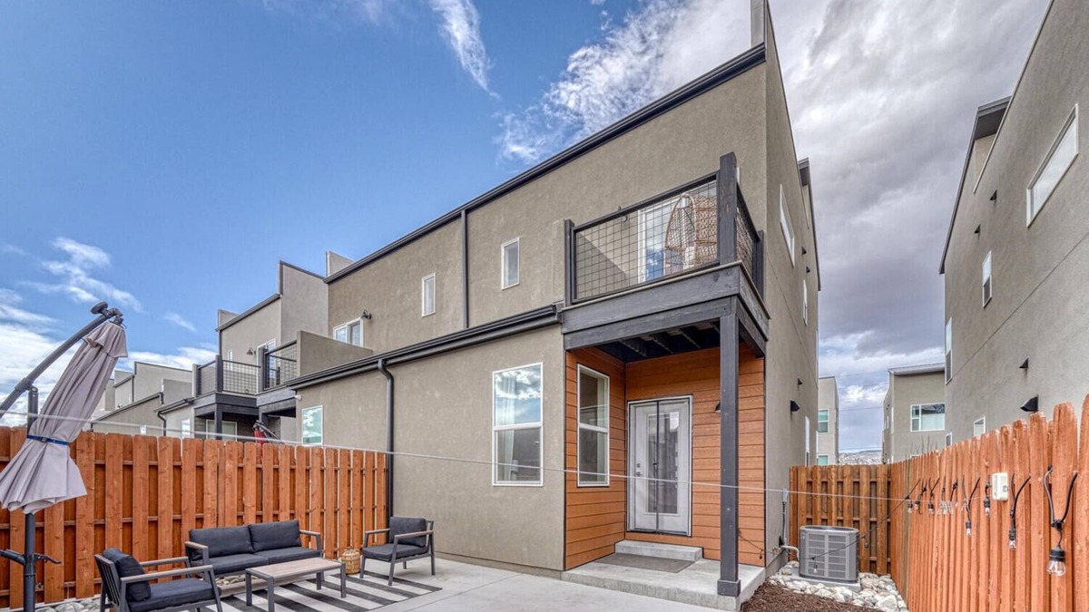 Salida House | Charming 3BR ~ Sleeps 6 ~ Walk/Bike to downtown Salida