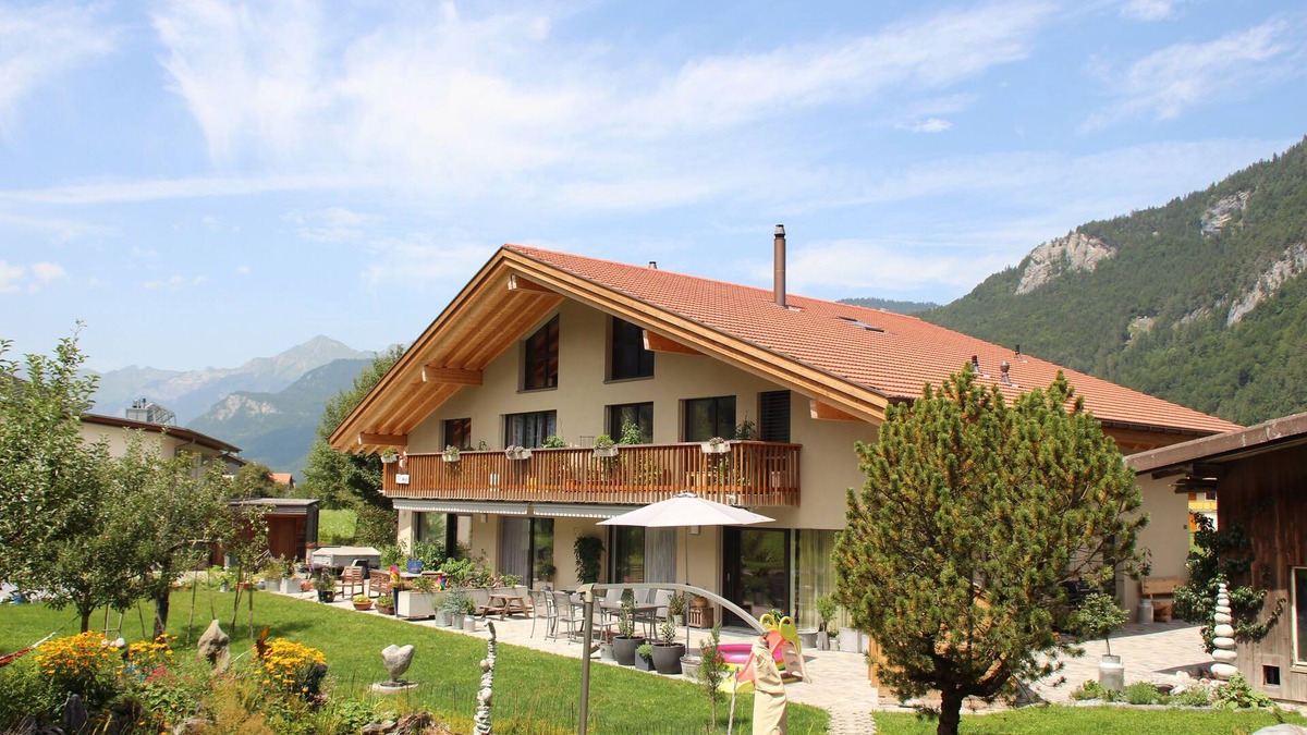 Meiringen House | Charming 4-bedroom country house in fantastic Meiringen with pool, hot tub, WiFi