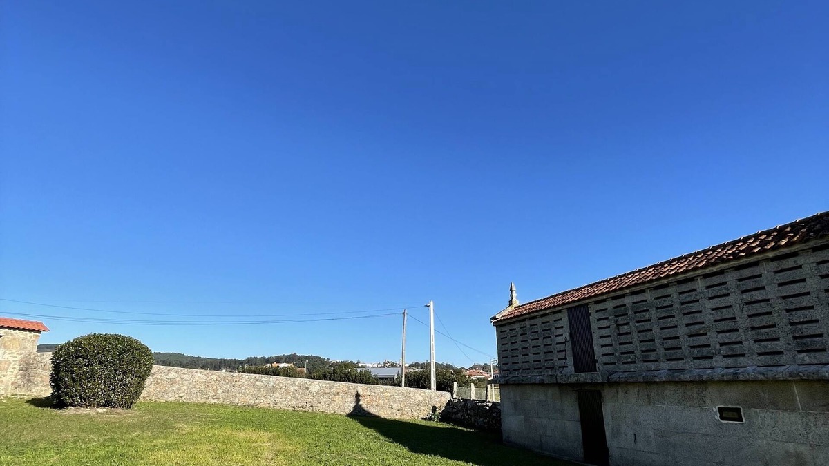 Aguino House | Charming 4-bedroom house in Carreira