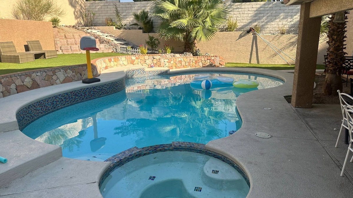The Section Seven House | Charming 4-bedroom house in enchanting Las Vegas!