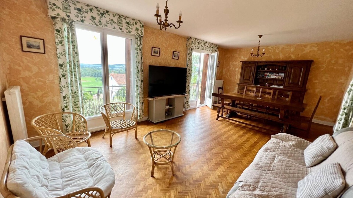 Orbeil House | Charming 4-bedroom house