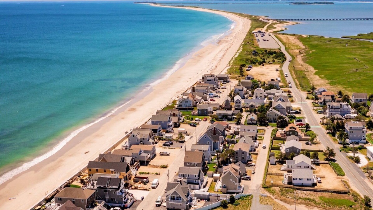 Green Harbor-Cedar Crest House | Charming 4-bedroom house with WiFi, AC in peaceful Duxbury