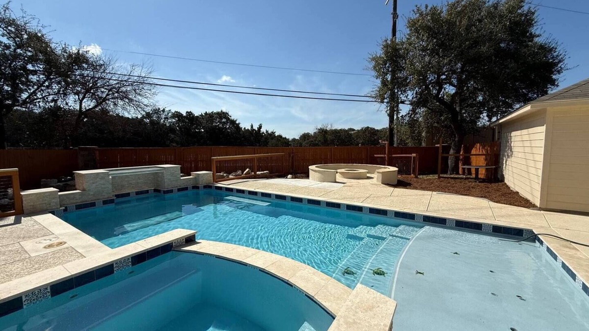 Helotes House | Charming 4-bedroom house with a Pool and Spa