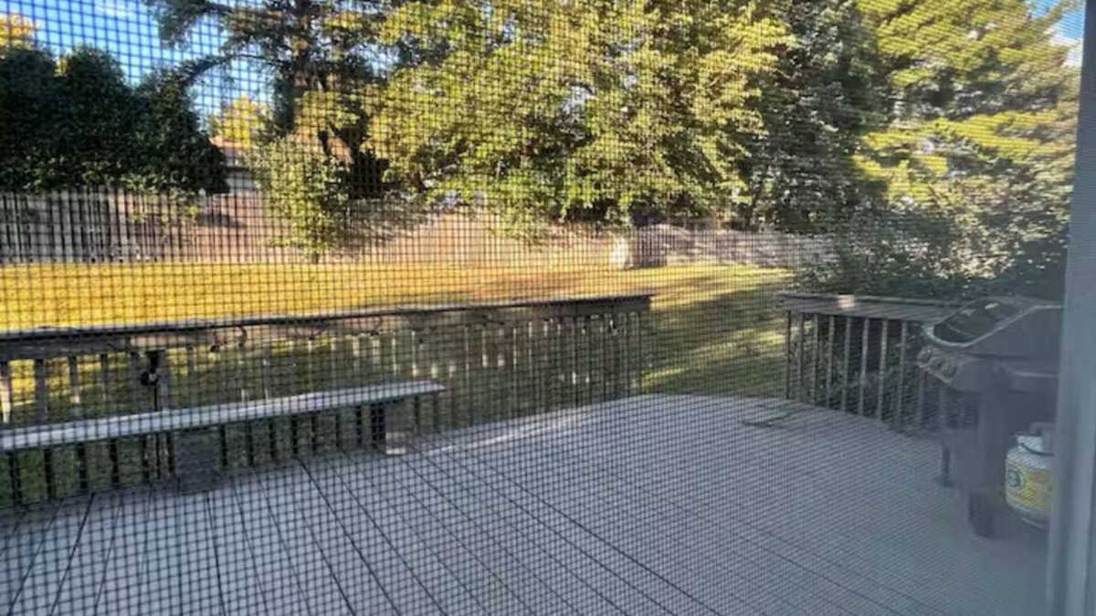 Lake Zurich House | Charming 4-bedroom house in Lake Zurich w/indoor fireplace and private backyard