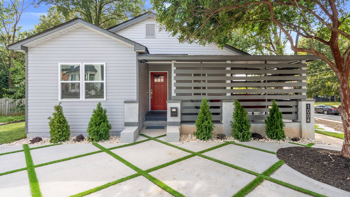 Villa Heights House | Charming 4BDR Bungalow Close to NoDa
