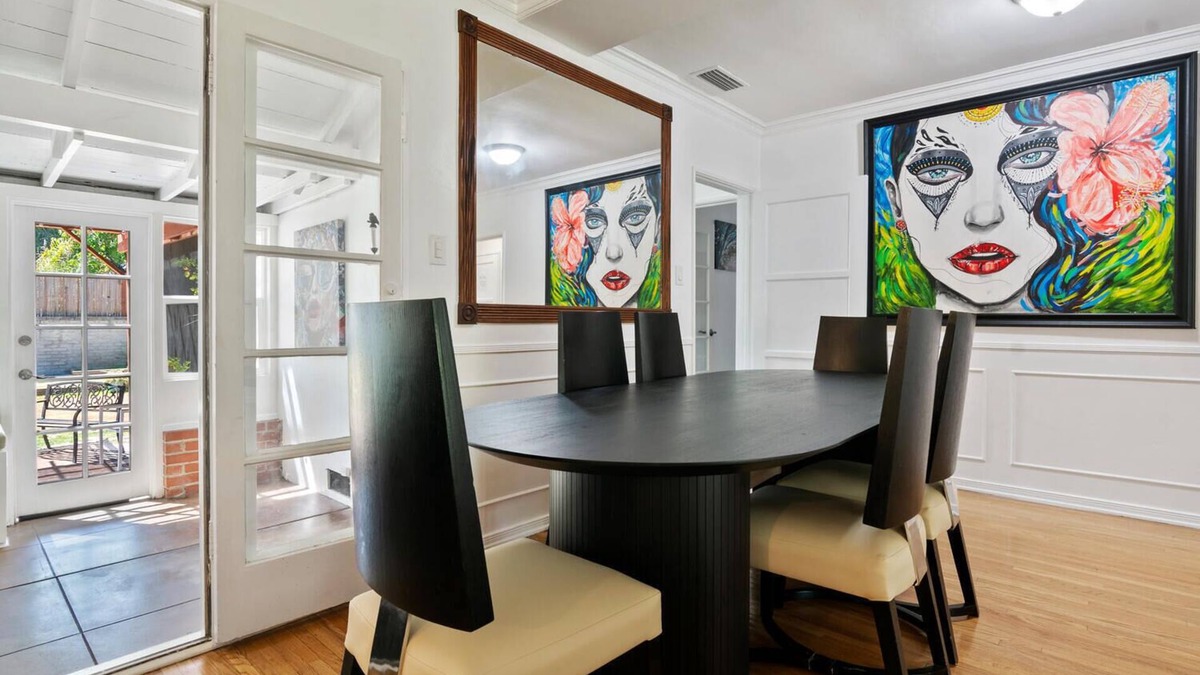 North Hollywood House | Charming 4bed 3bath piano home by Universal Studio & HW, lots of parking-10