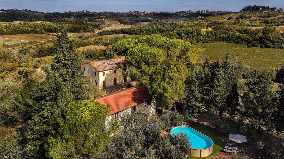 Montespertoli House | CHARMING 4BR BARN WITH PRIVATE POOL & WONDERFUL VIEWS, IN GREAT TUSCAN LOCATION!