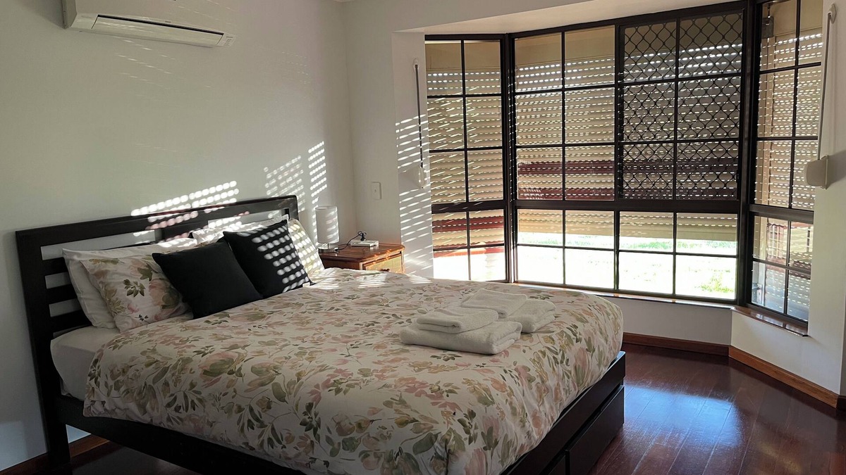 Evanston House | Charming 4BR Retreatnnear Gawler