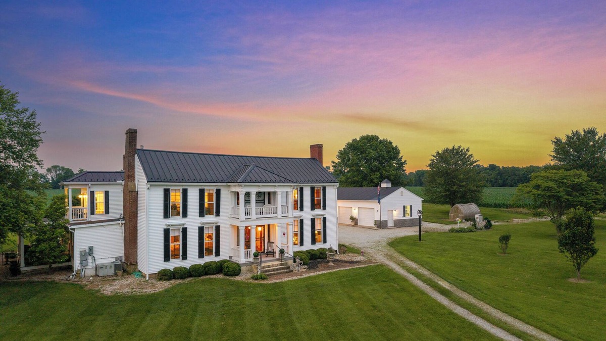 Bardstown Other | Charming 5-bedroom farmhouse in Bardstown, close to Distilleries! Peaceful