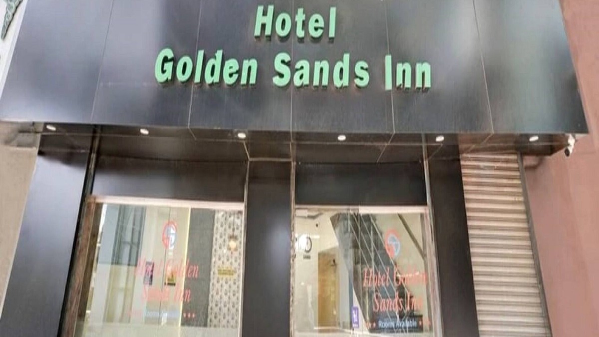 Mumbai Hotel | Charming 9-bedroom hotel with AC and WiFi in wonderful Mumbai