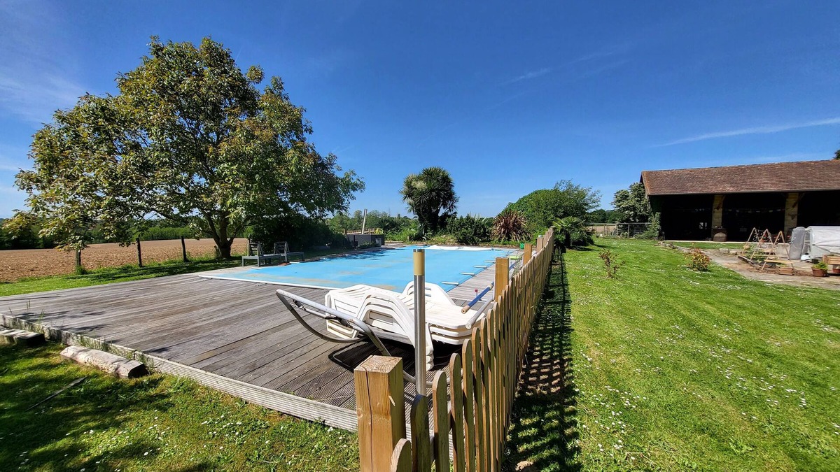 Pouillon House | Charming accommodation with swimming pool in a beautiful Landaise village