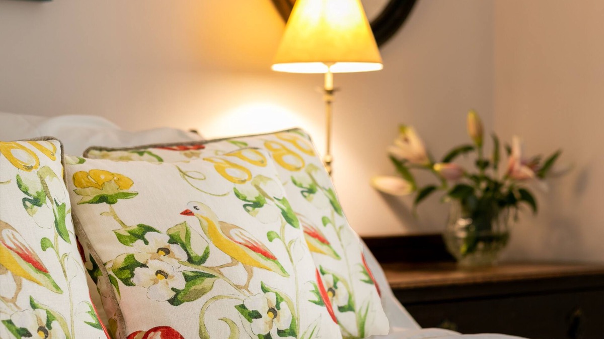 Witney Cottage | Charming and luxury getaway cottage in Cotswolds